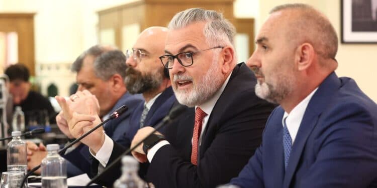 Mandati i prokurorëve të SPAK, Gogu frenon Manjën: Duhet vlerësim i partnerëve, SHBA dhe B