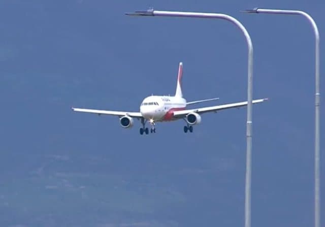 Pak minuta nga ulja, avioni lëshon alarmin “May Day”! Çfarë ndodhi me British Airways
